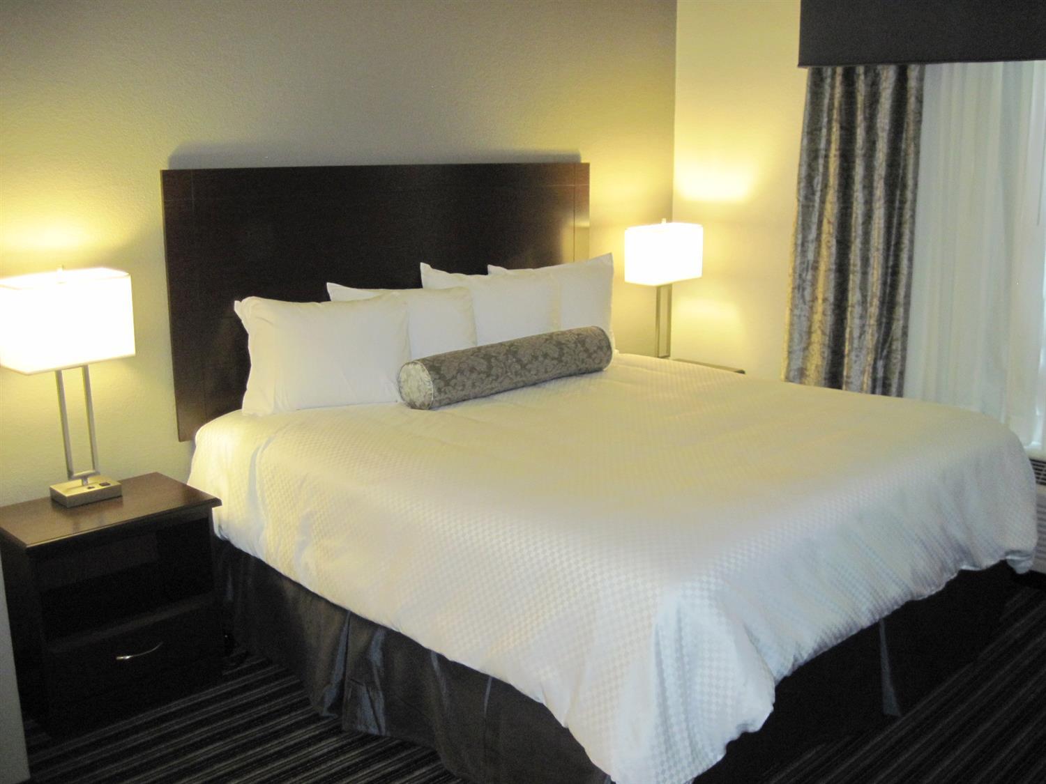 Best Western Plus Austin Airport Inn & Suites Exterior foto