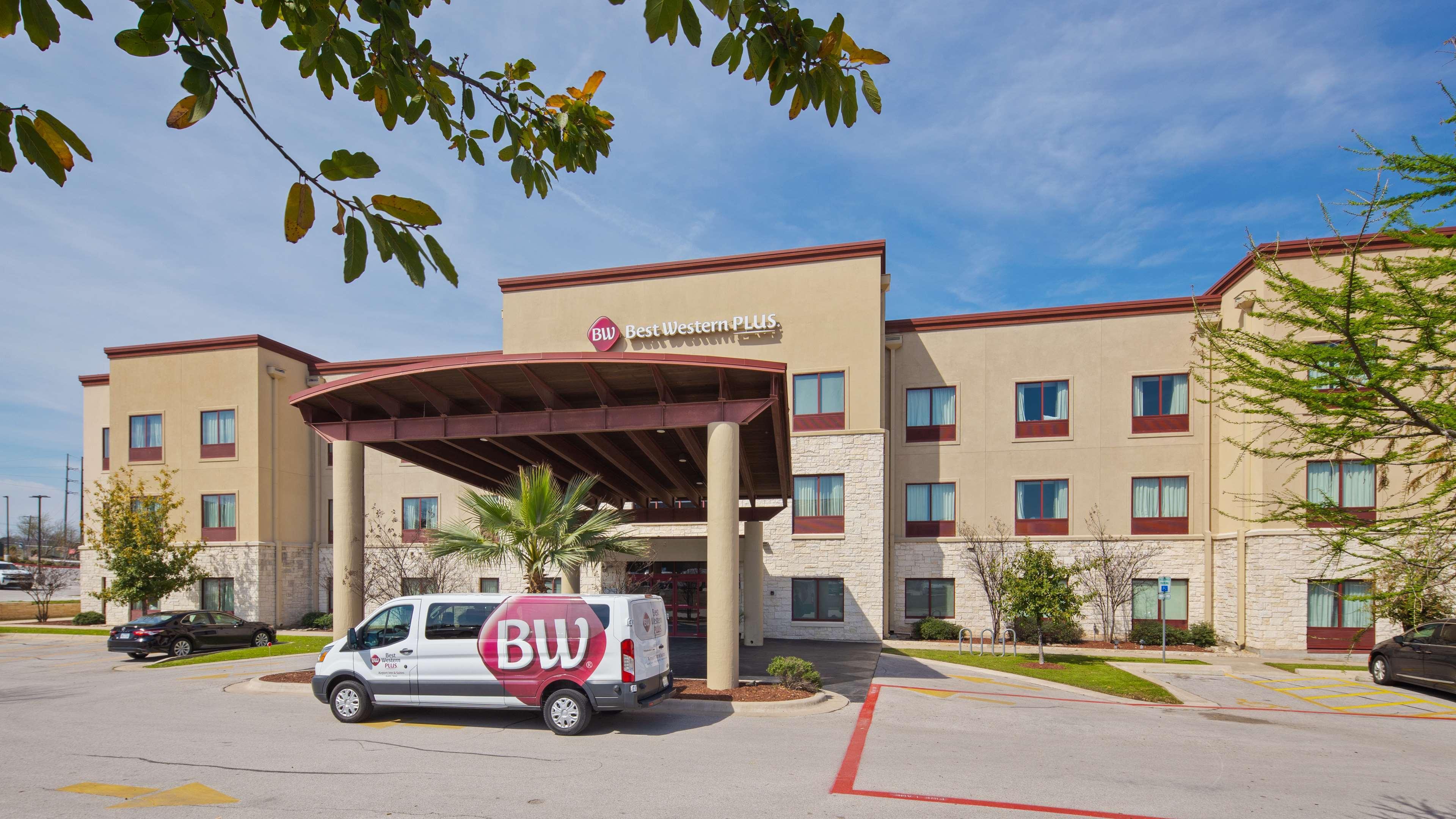Best Western Plus Austin Airport Inn & Suites Exterior foto